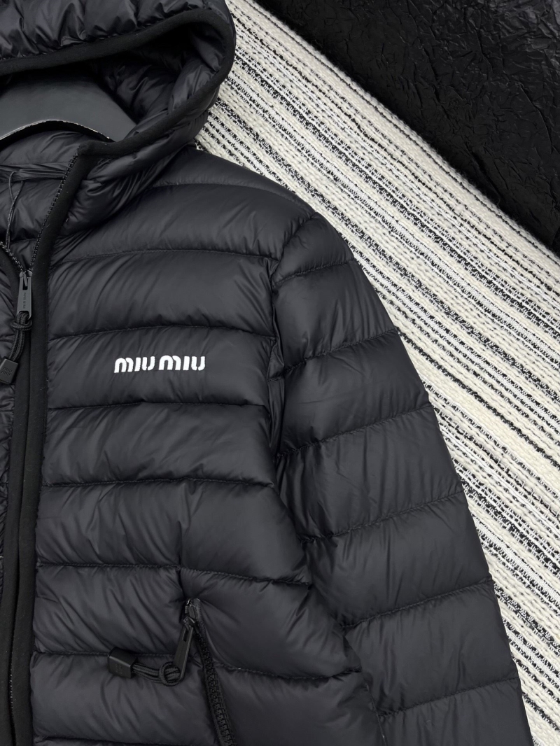MIU MIU